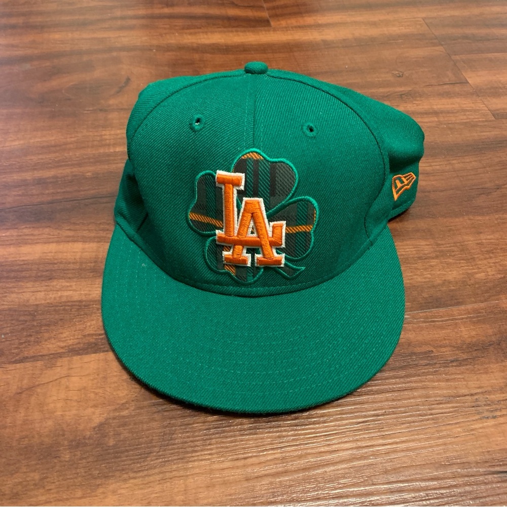 New Era Green LA Dodgers Fitted Clover Cap